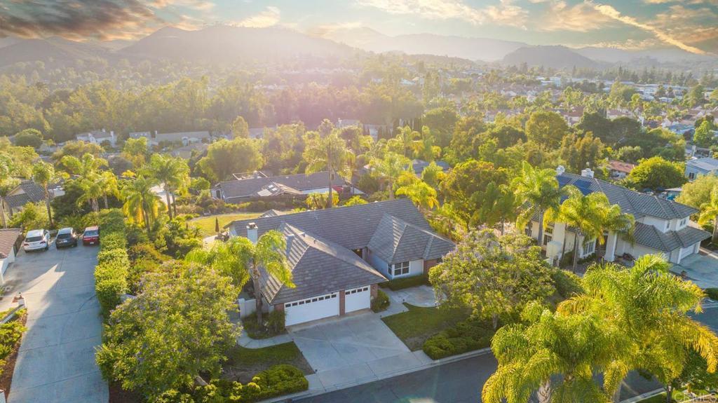 Photo of Listing #PTP2505216