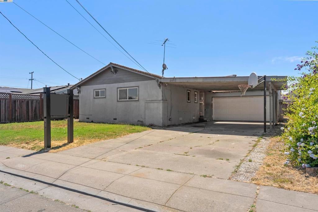 Photo of Listing #41104427