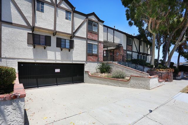 1419 W 179th Street 3, Gardena.