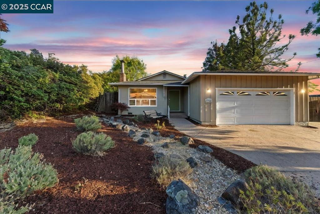 Photo of Listing #41104468