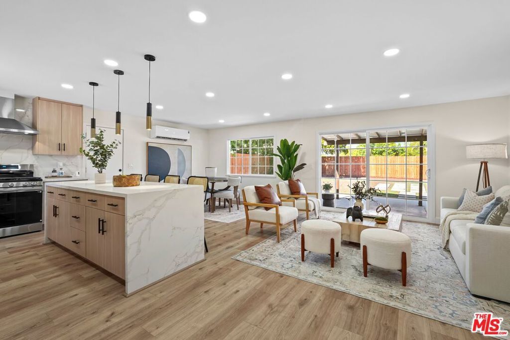 Photo of Listing #25564017