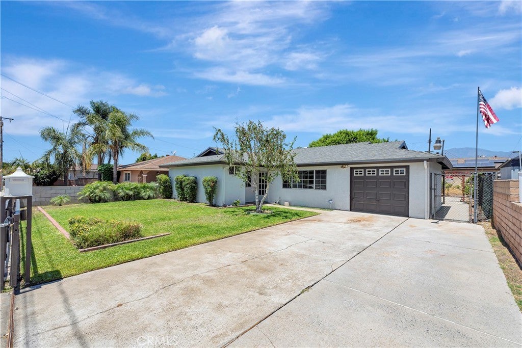 Photo of Listing #SR25152610