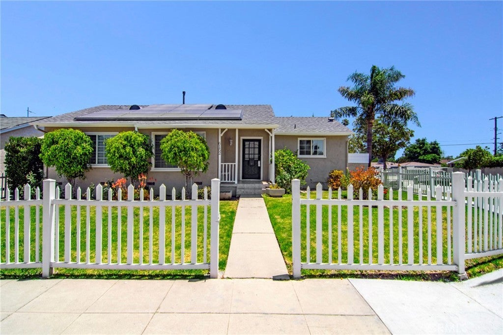 Photo of Listing #SR25154973