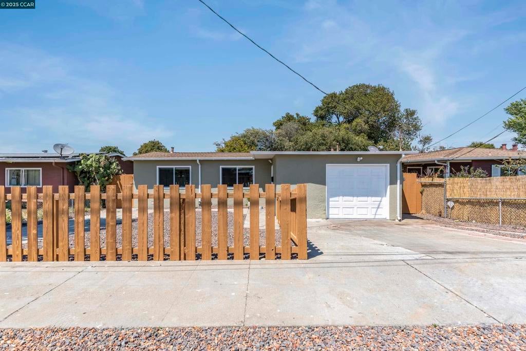 Photo of Listing #41104523