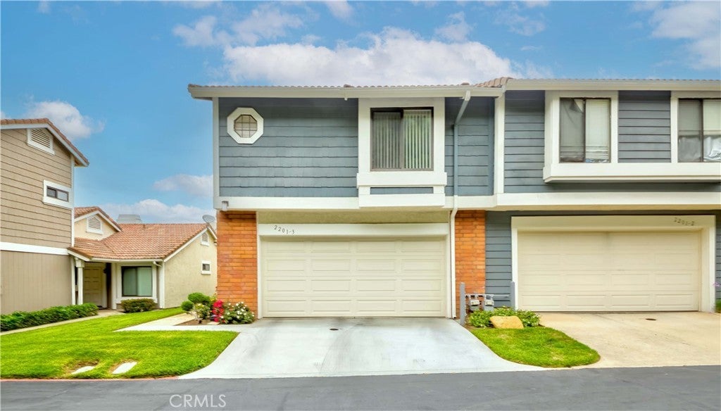 Photo of Listing #CV25155051