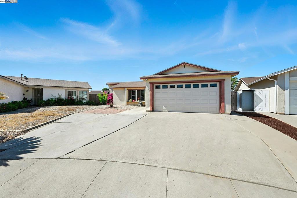 Photo of Listing #41104554