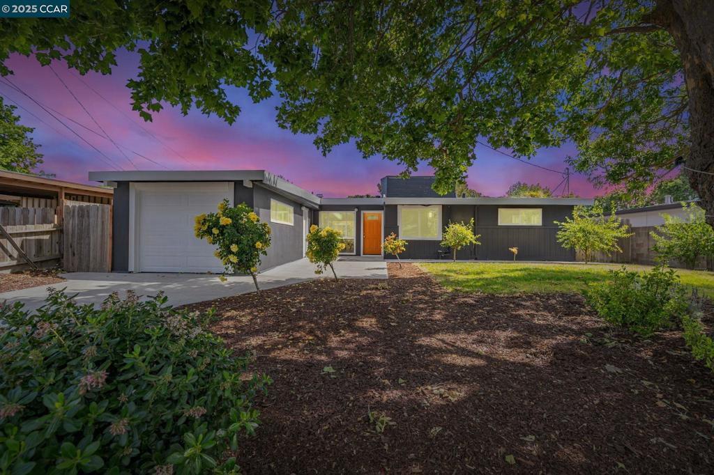 Photo of Listing #41104573