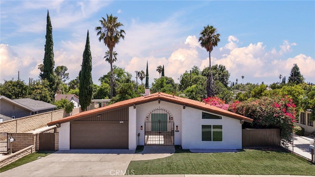 Photo of Listing #SR25153910