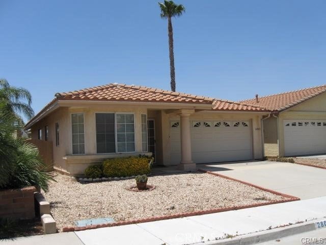 Photo of Listing #IV25156227