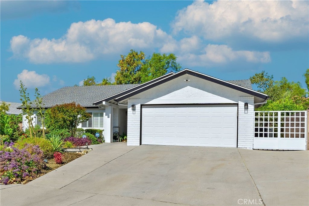 Photo of Listing #OC25156026