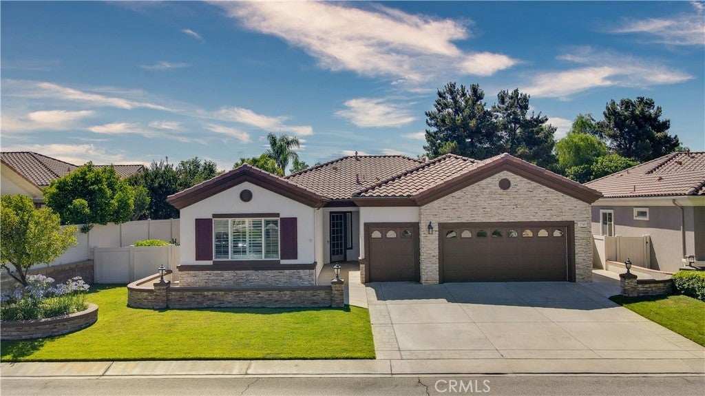 Photo of Listing #CV25155760