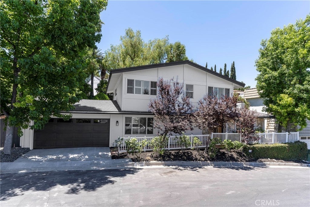 Photo of Listing #SR25156569