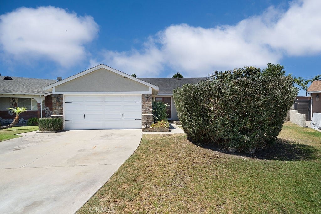 Photo of Listing #DW25156633