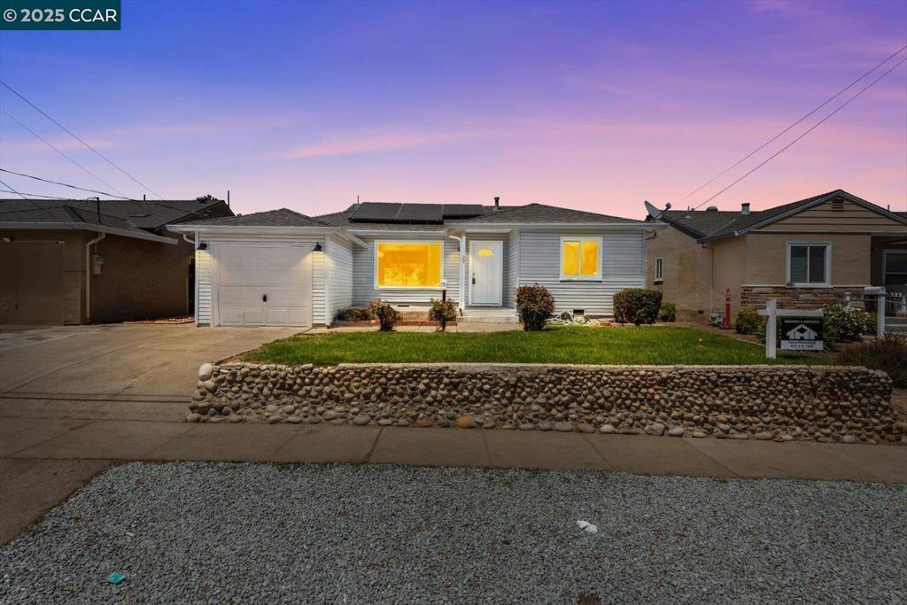 Photo of Listing #41104636