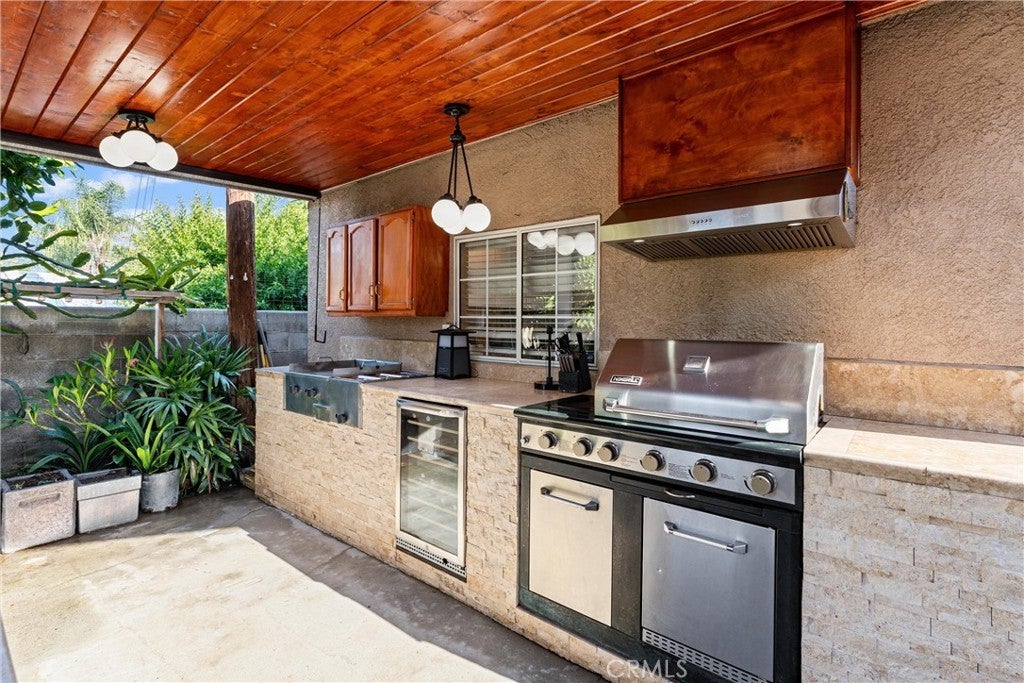 Photo of Listing #DW25156830