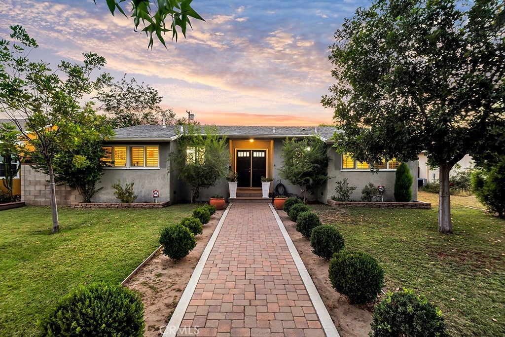 Photo of Listing #SR25156965