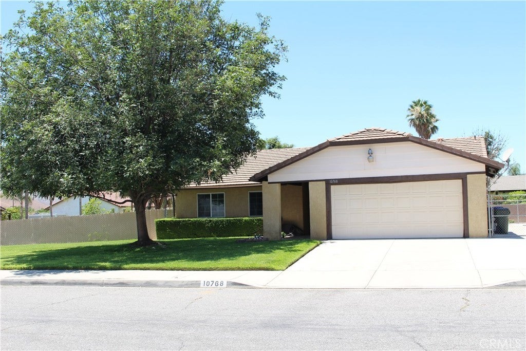 Photo of Listing #CV25155977