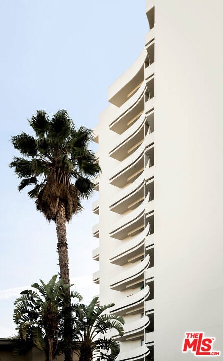 Photo of Listing #25564389