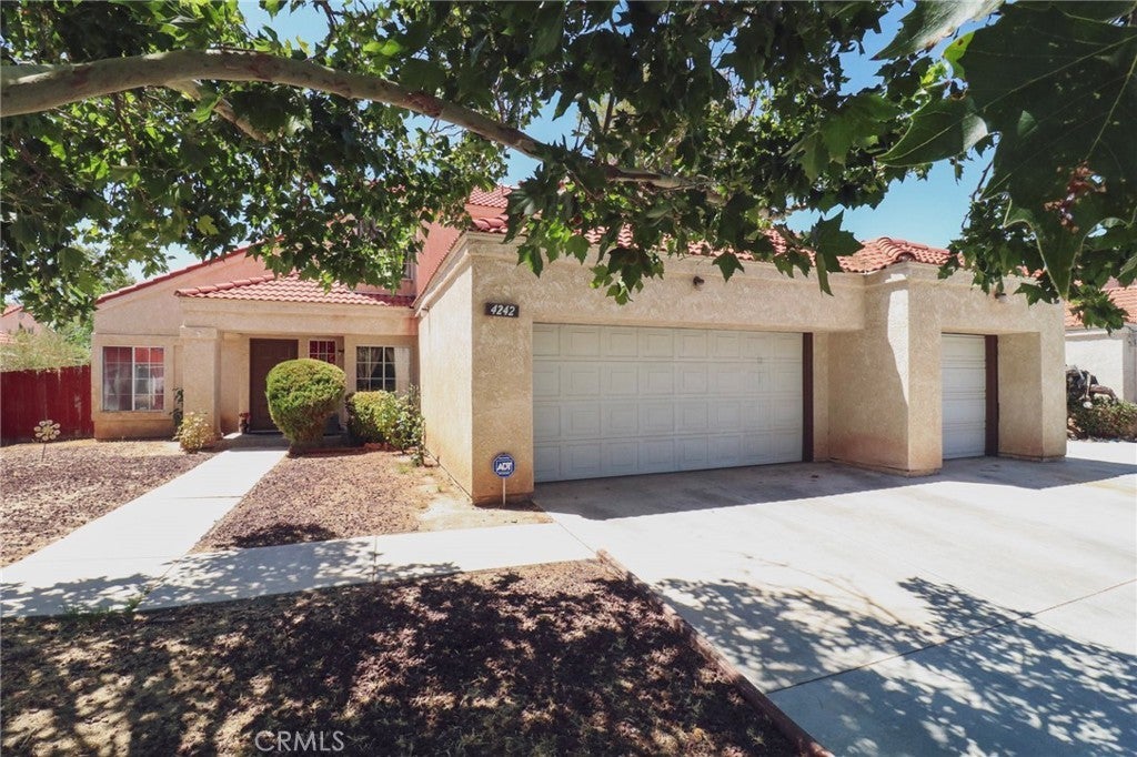 Photo of Listing #SR25157053