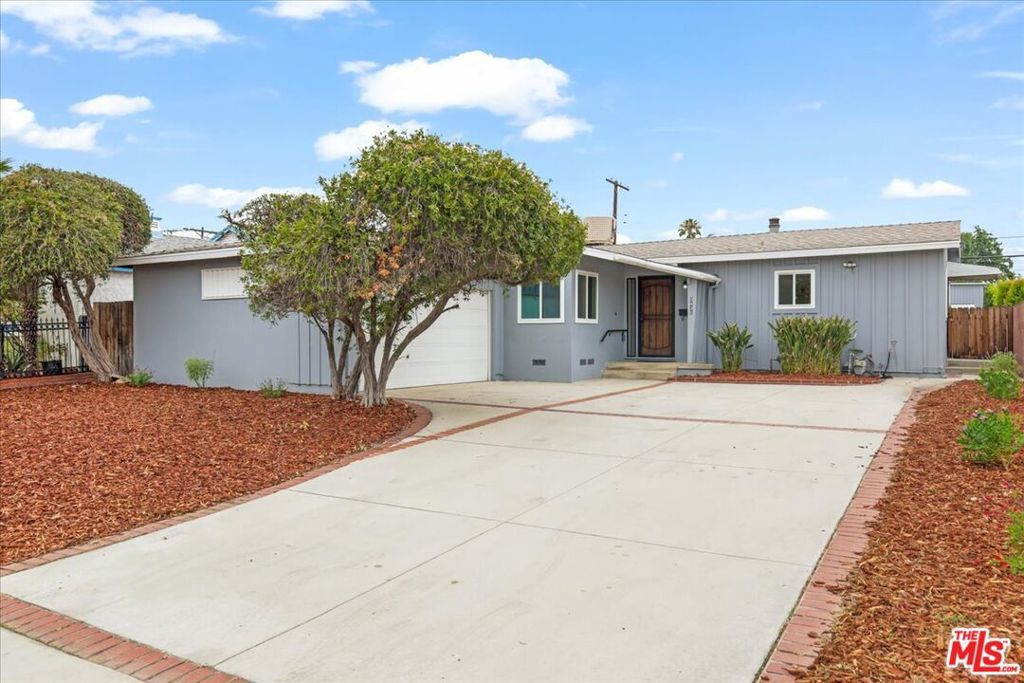 Photo of Listing #25560105