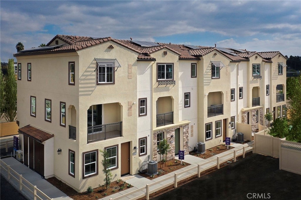 Photo of Listing #CV25157112