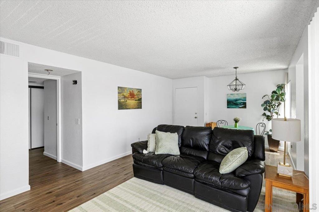 Photo of Listing #250033331SD