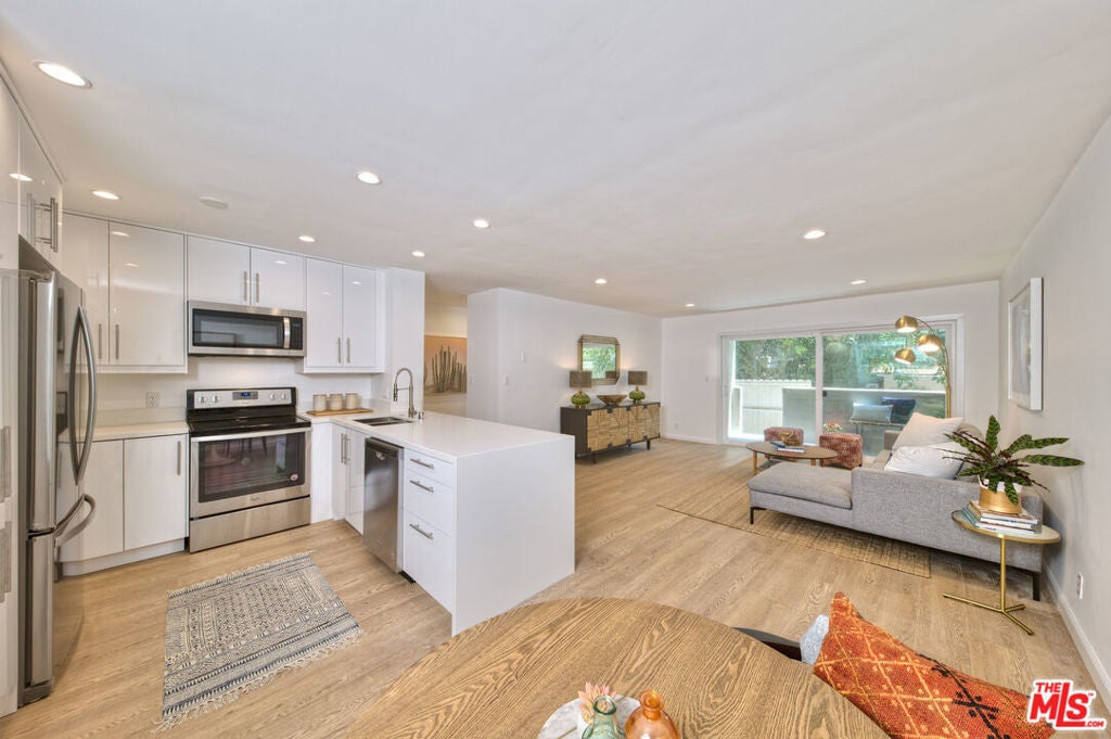 Photo of Listing #25564709