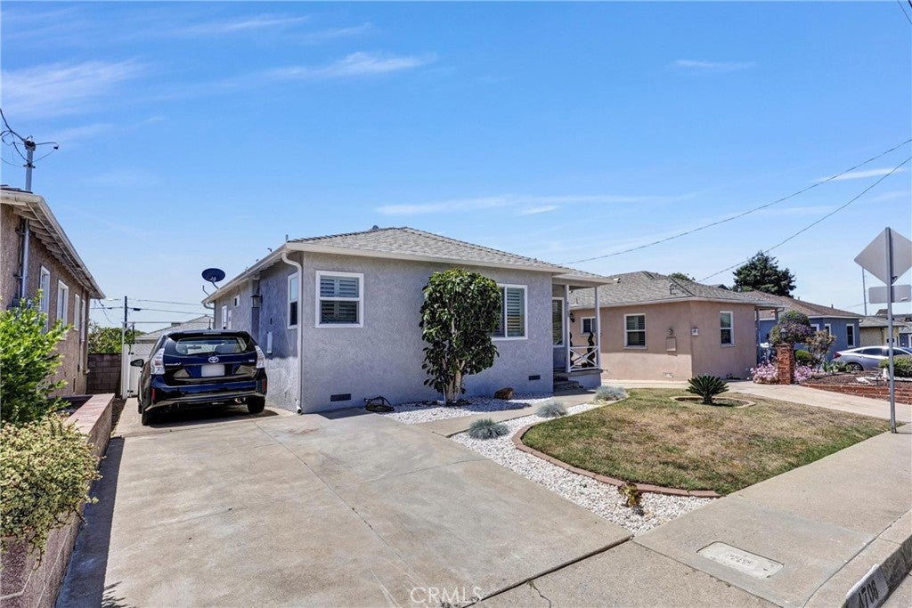 Photo of Listing #RS25155326