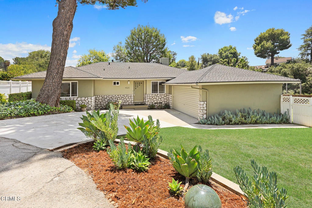 Photo of Listing #P1-23205