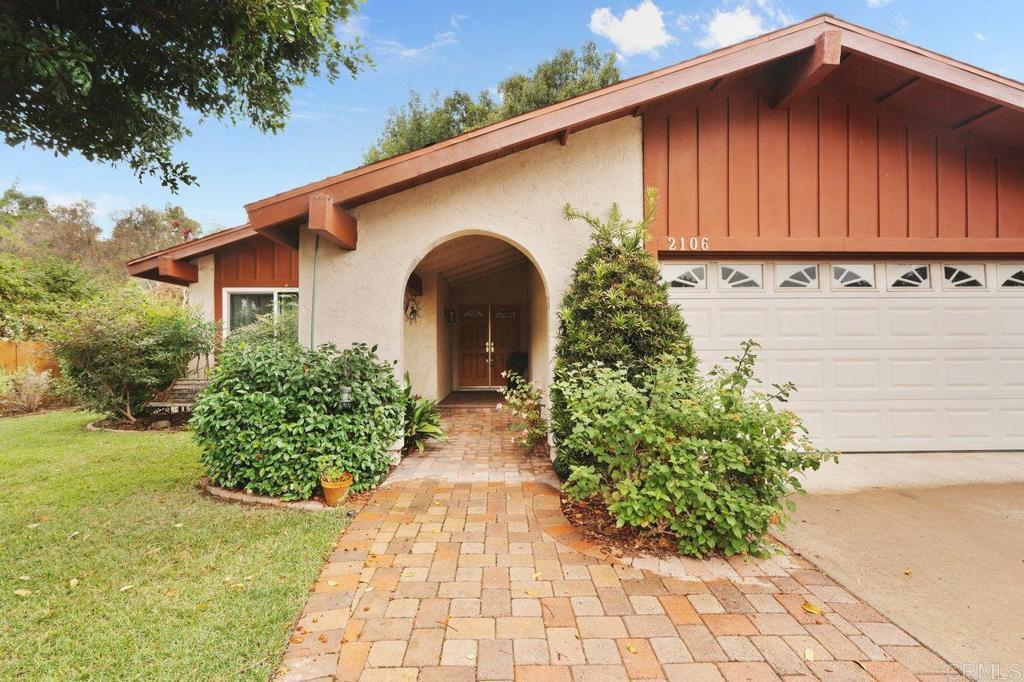 Photo of Listing #PTP2505319