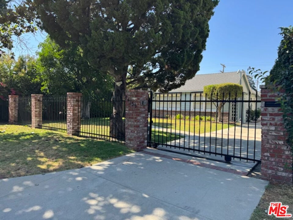 Photo of Listing #25564391