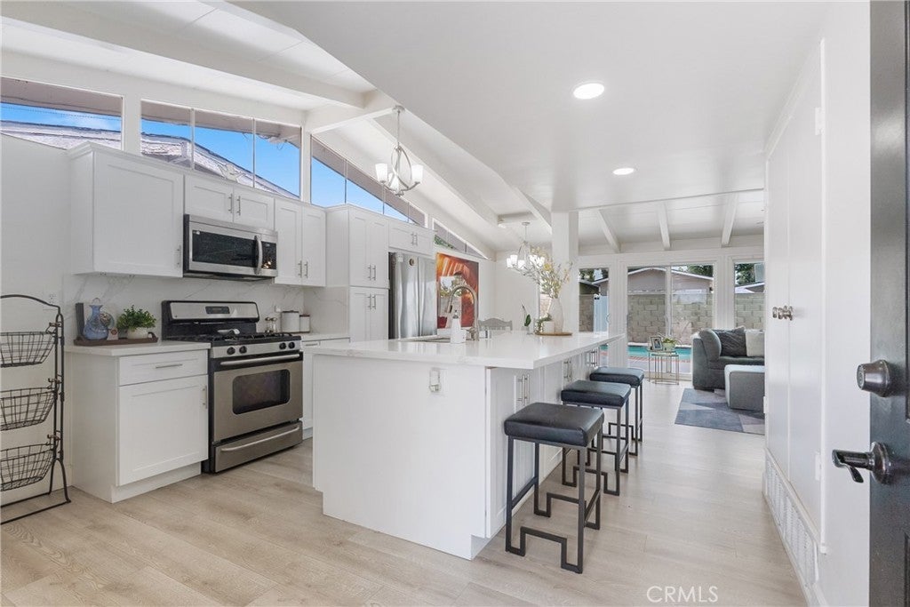 Photo of Listing #PW25157296