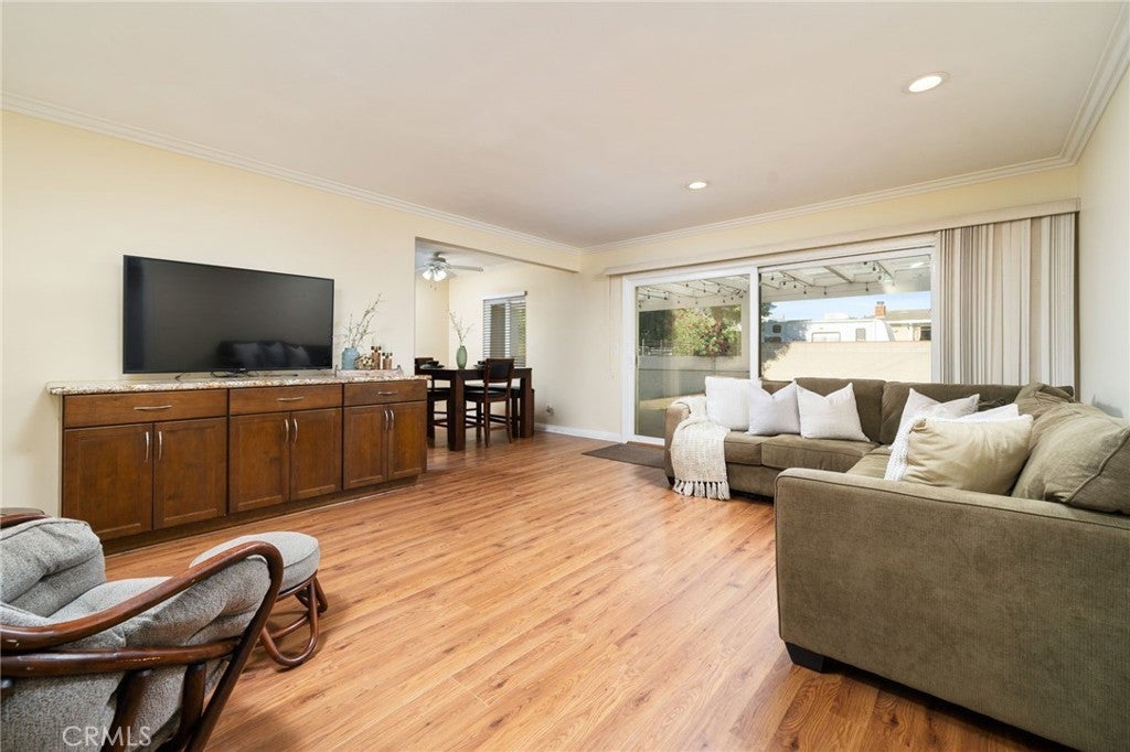 Photo of Listing #CV25154588