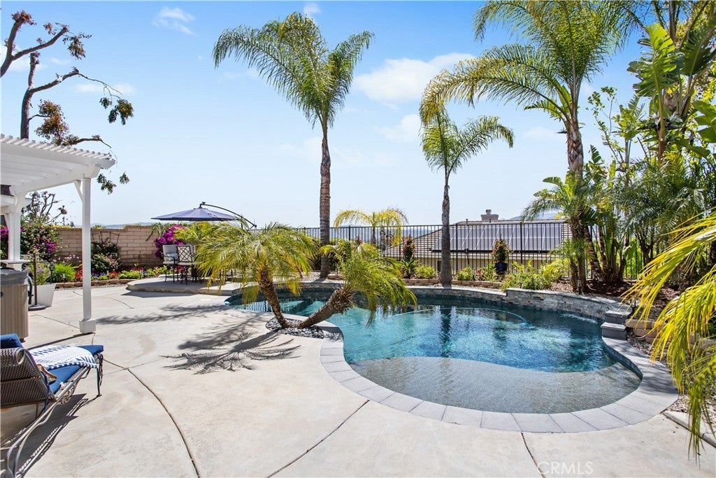 Photo of Listing #ND25158034