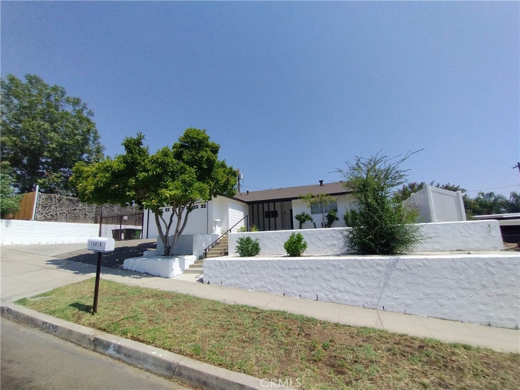 Photo of Listing #SR25156934