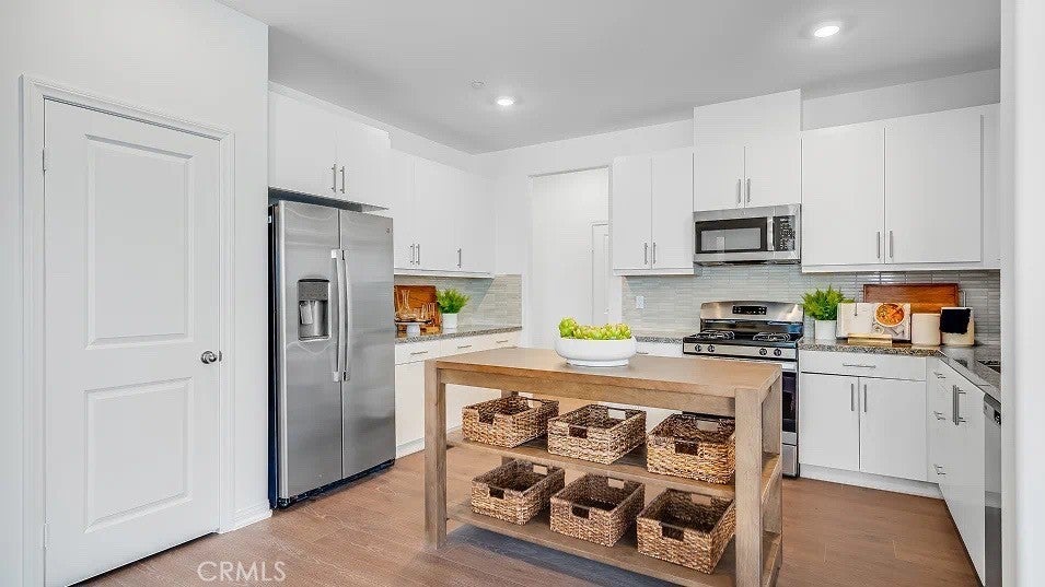 Photo of Listing #SW25158465