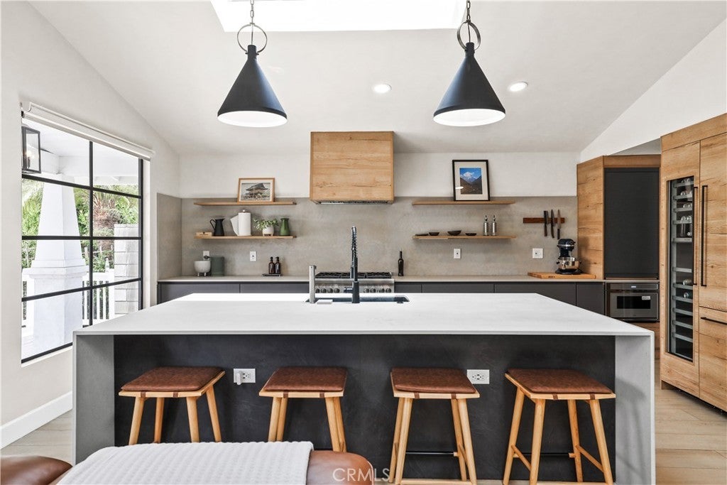 Photo of Listing #NP25142783