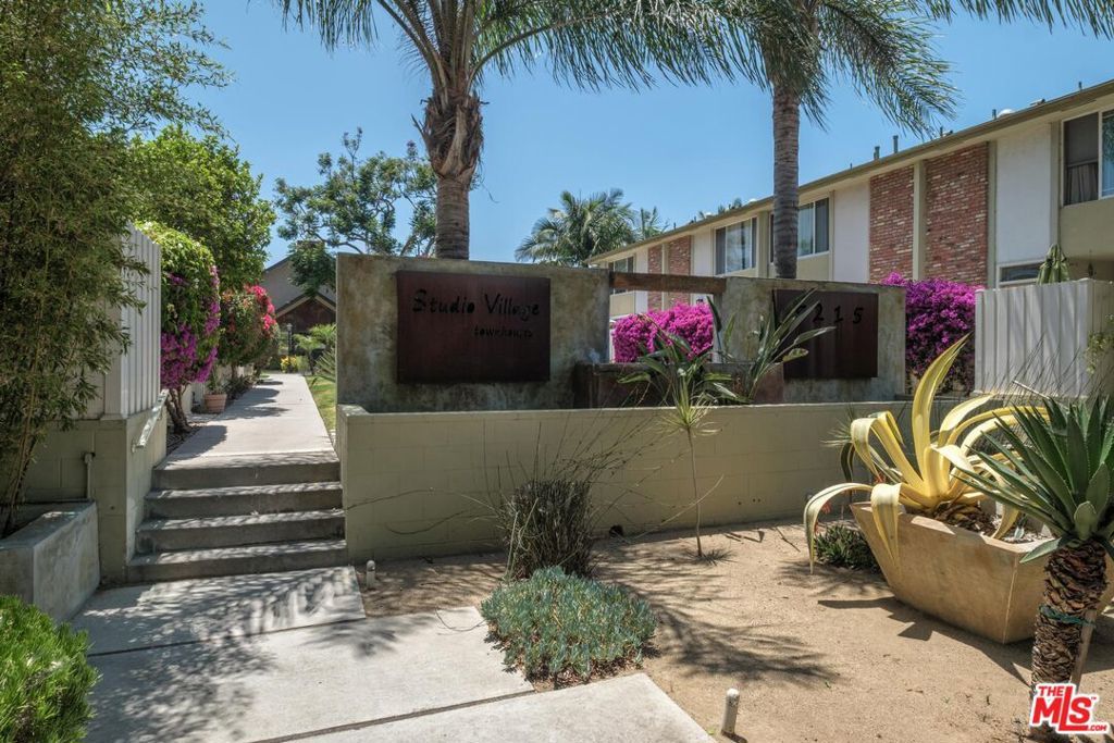 Photo of Listing #25565173