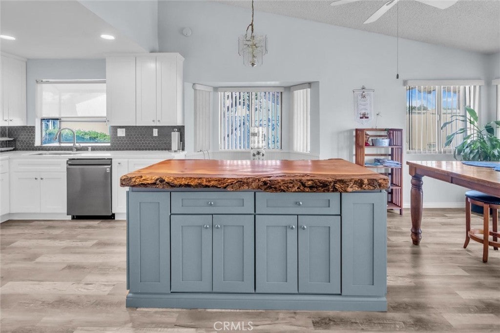 Photo of Listing #SW25157183