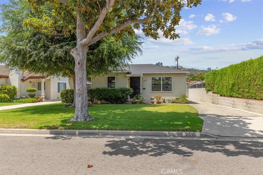 Photo of Listing #OC25121806