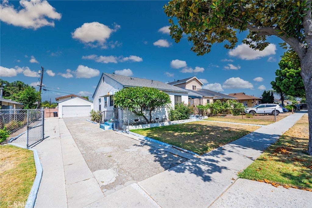 Photo of Listing #DW25158970