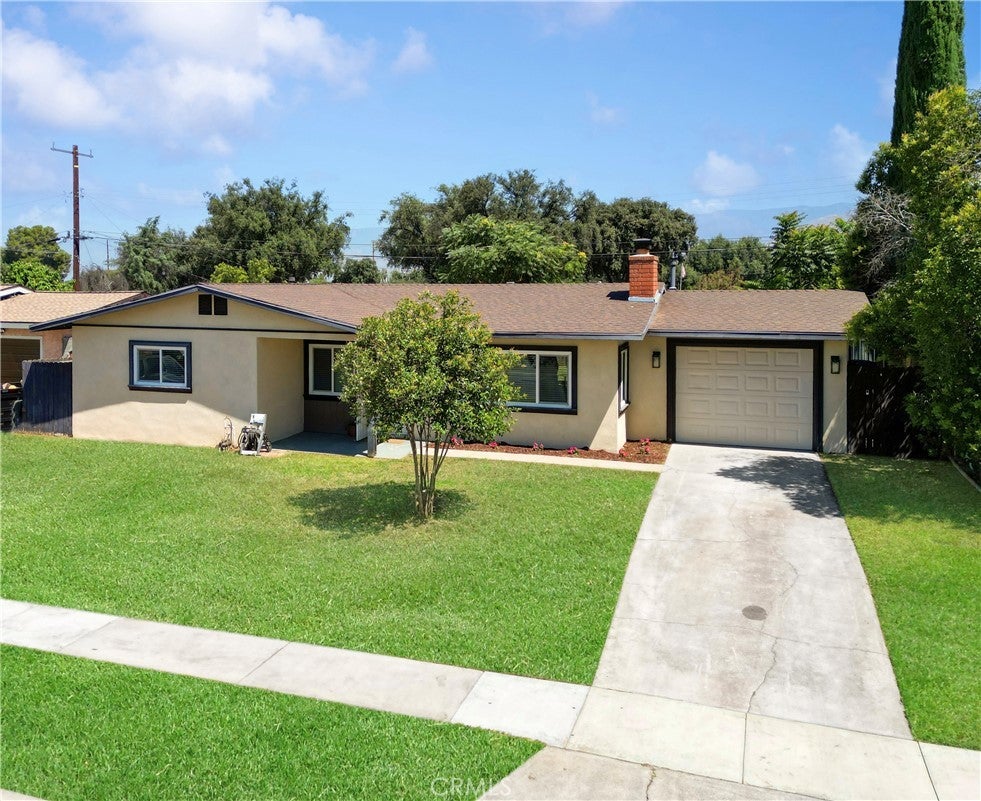 Photo of Listing #CV25158875