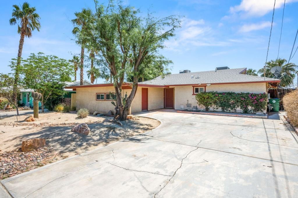77125 Indiana Avenue, Palm Desert