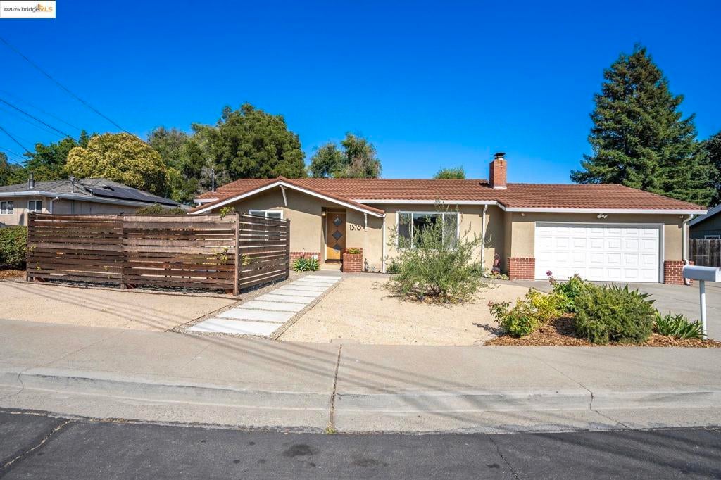 Photo of Listing #41104871