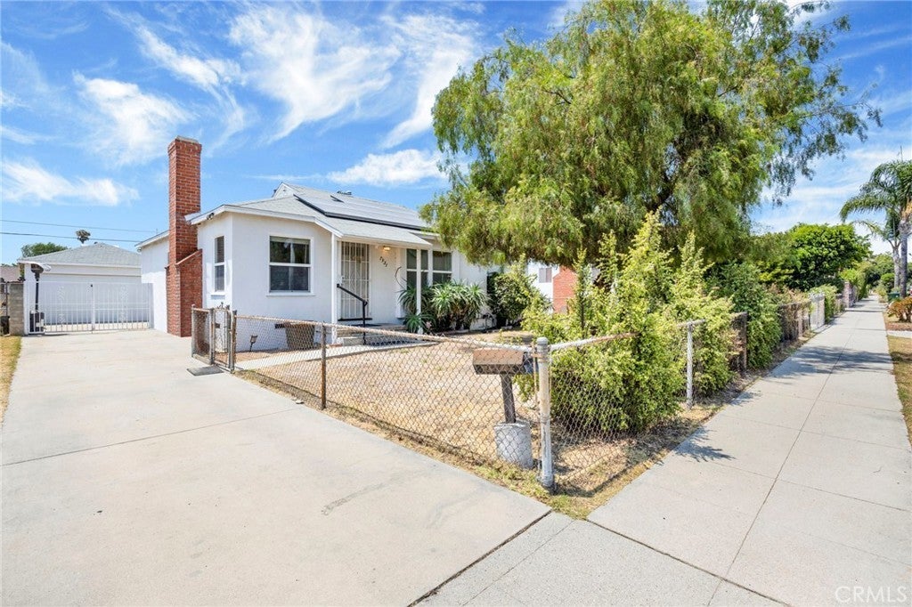 Photo of Listing #SR25159229