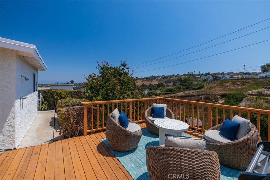 Photo of Listing #SB25155419