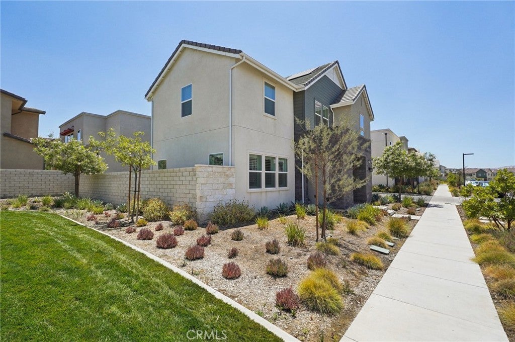 Photo of Listing #SR25159253