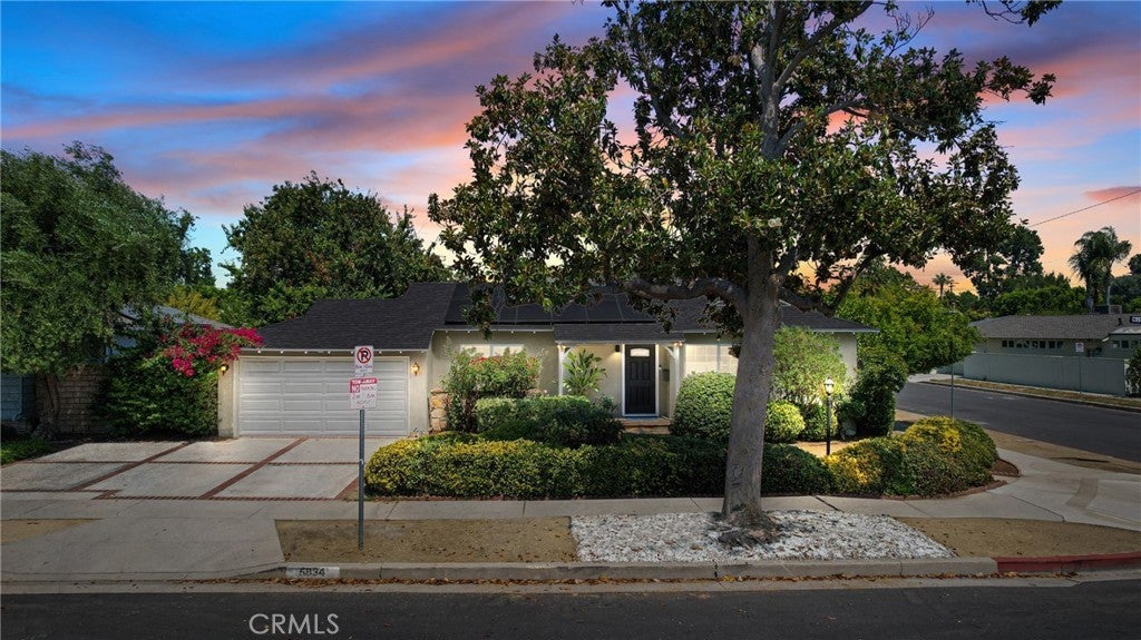 Photo of Listing #SR25159373