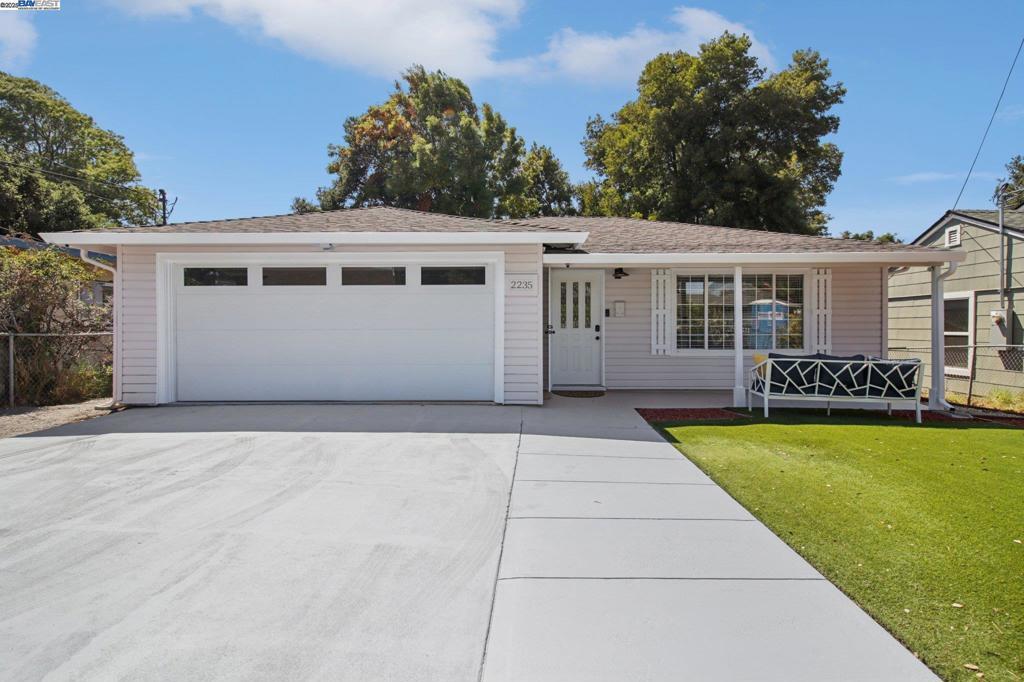 Photo of Listing #41104901