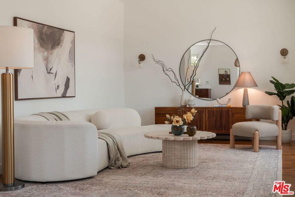 Photo of Listing #25563133